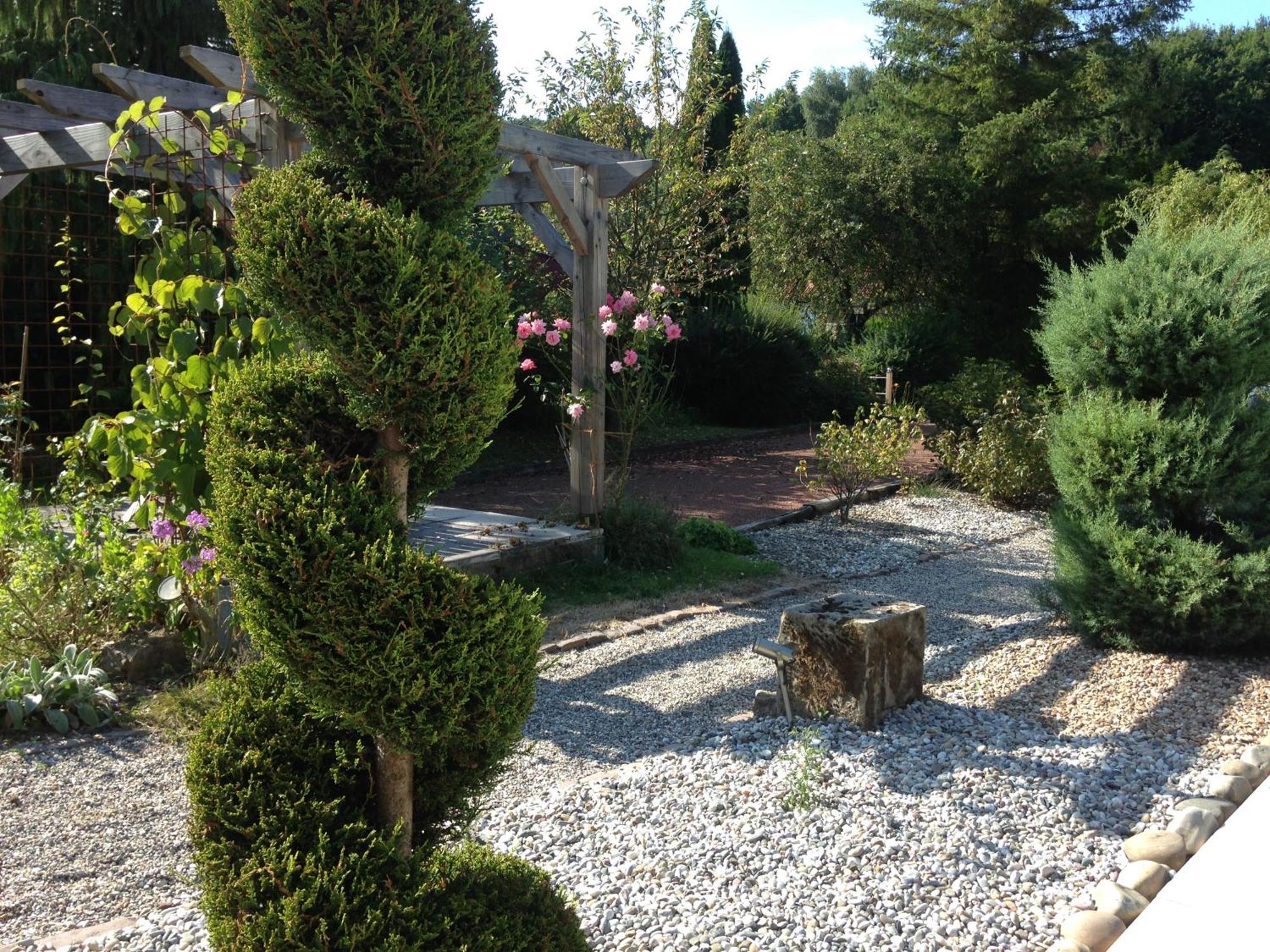 Logis Hotel Domaine Du Moulin Saint-Avold Exterior foto