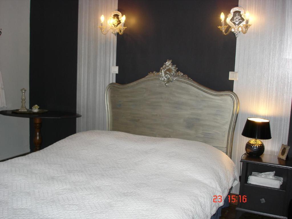 Logis Hotel Domaine Du Moulin Saint-Avold Habitación foto